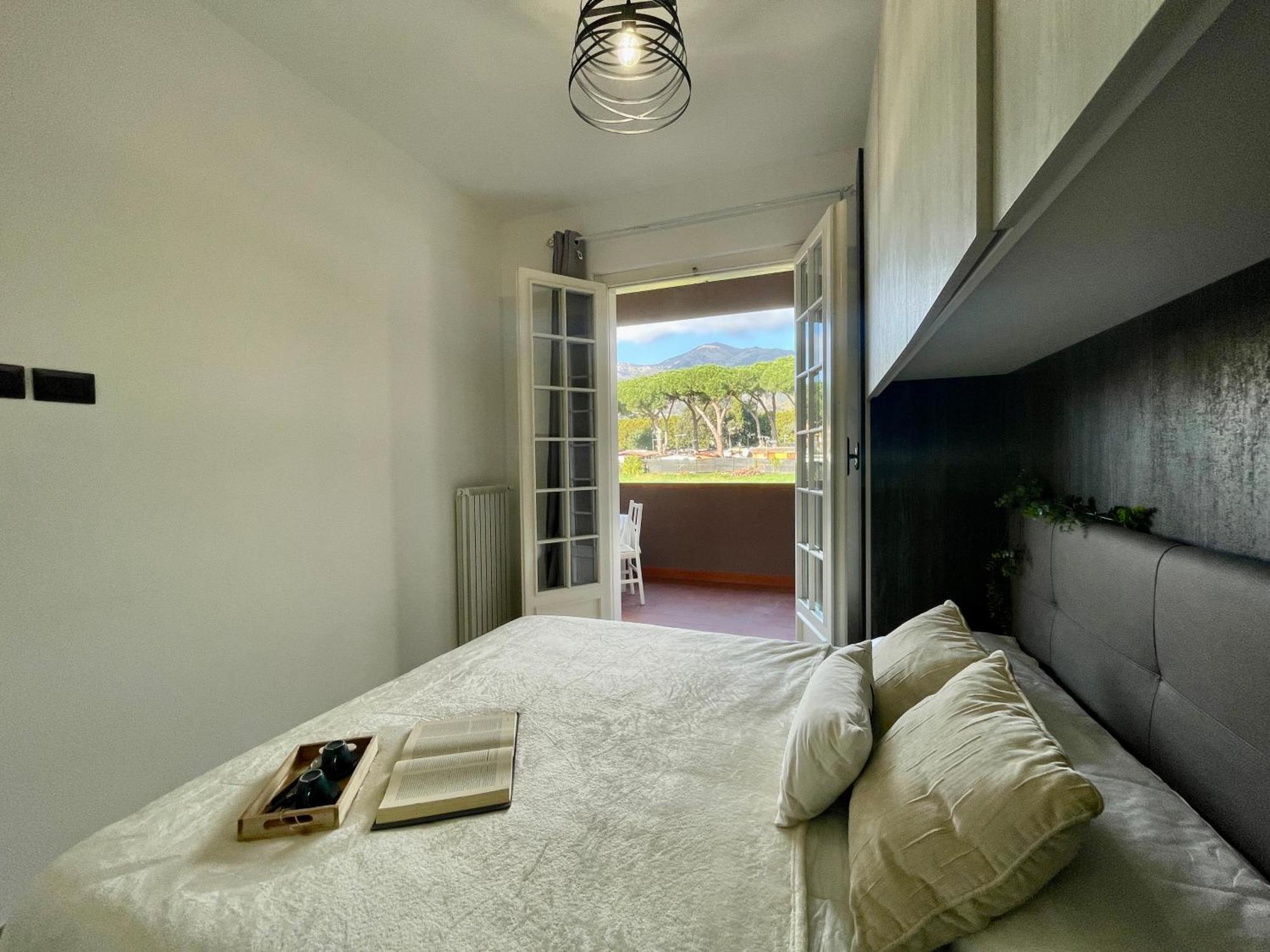 Il Gabbiano Bilocale Con Piscina, Garage E A/C. Apartamento Loano Exterior foto